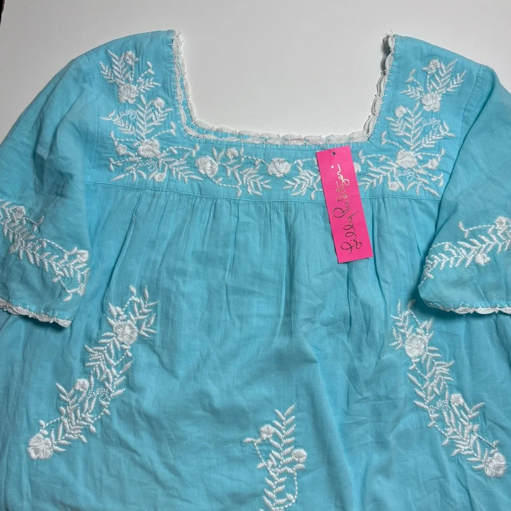 Lilly Pulitzer Tamryn Top Blue Ibiza Women's L Embroidered Cotton Blouse New - Picture 1 of 9